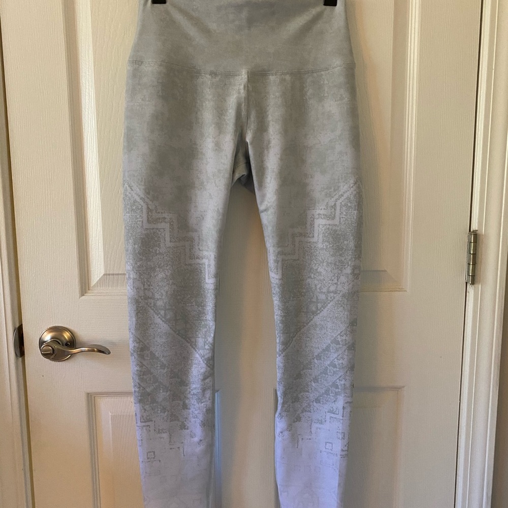 ALO Yoga patterned leggings | M